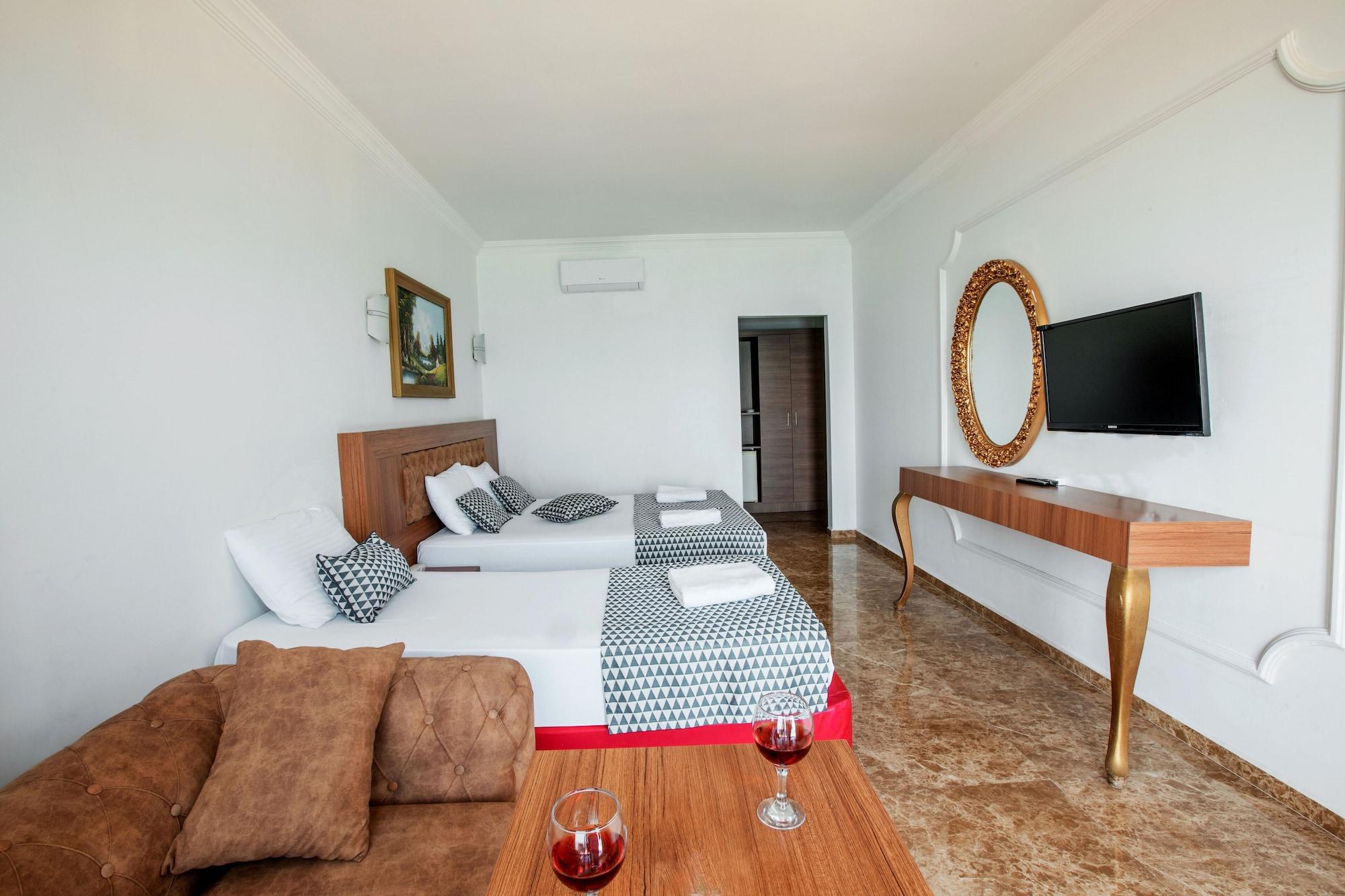 Kristal Beach Hotel Анталья Экстерьер фото