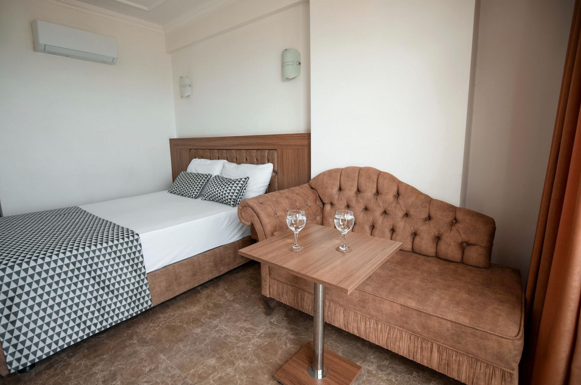 Kristal Beach Hotel Анталья Экстерьер фото