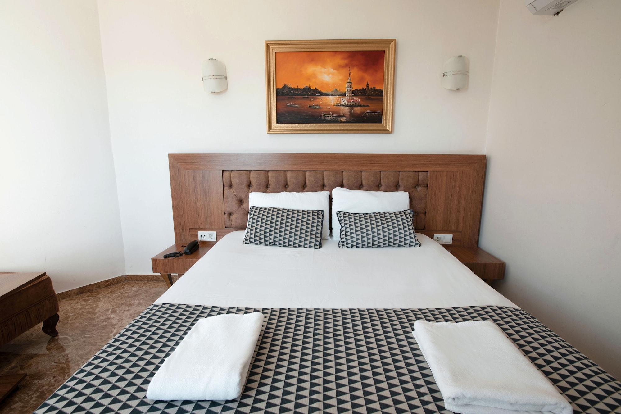 Kristal Beach Hotel Анталья Экстерьер фото